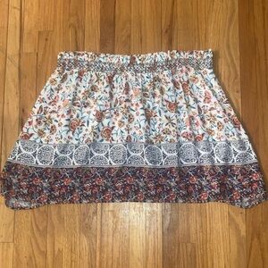 Maurices White & Navy Floral Strapless XXL Rayon Top * missing straps